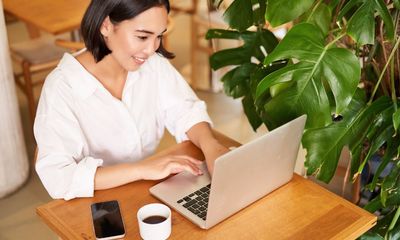 全職接案SOHO族勞健保怎麼處理？工會投保一次懂，勞健保、免稅額、簽合約列為三大新手注意事項
